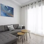 דירה La Loma 77-20